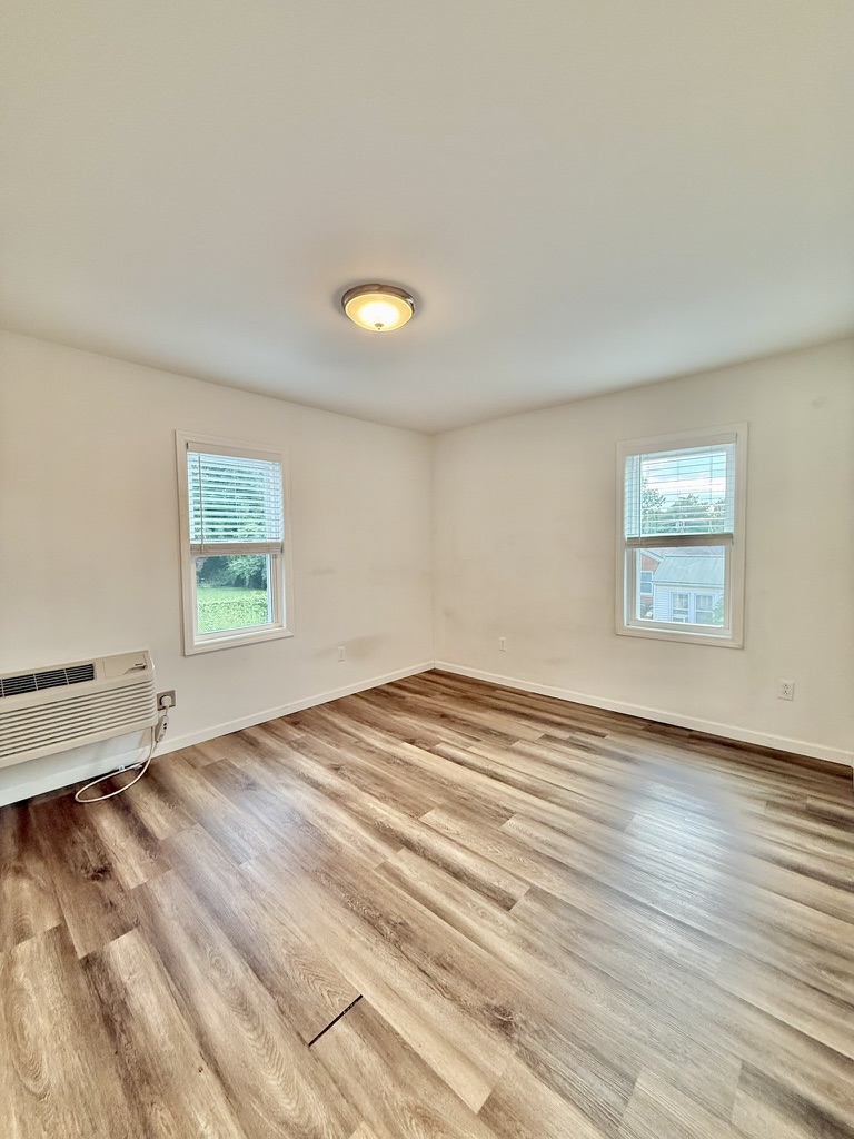 222 West Broadway Avenue - 3